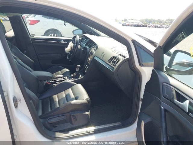 WVWUF7AU2GW224257 Volkswagen 2.0t