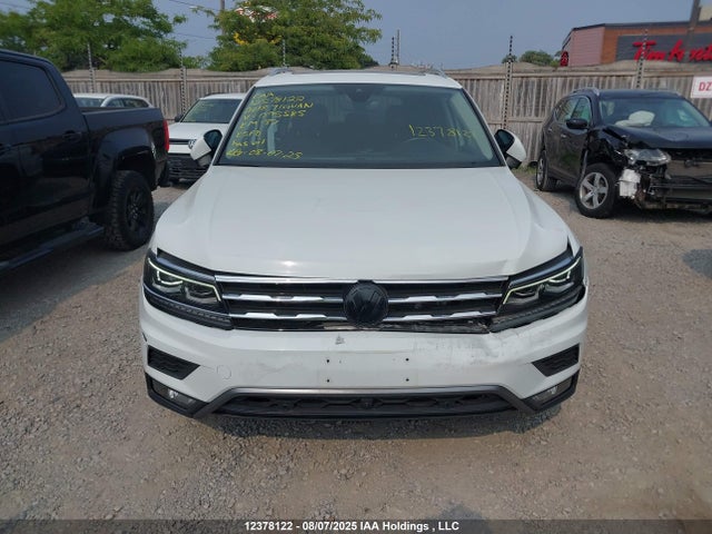 3VV4B7AXXJM095585 Volkswagen Tiguan