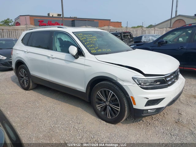 3VV4B7AXXJM095585 Volkswagen Tiguan