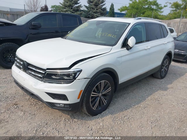 3VV4B7AXXJM095585 Volkswagen Tiguan