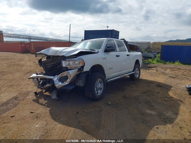 RAM 3500 2020 3C63R3CJ4LG133649 Image 2