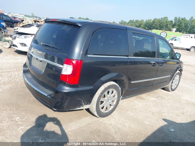 2C4RC1BGXFR655389 Chrysler Town and Country