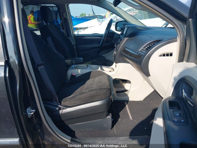 2C4RC1BGXFR655389 Chrysler Town and Country