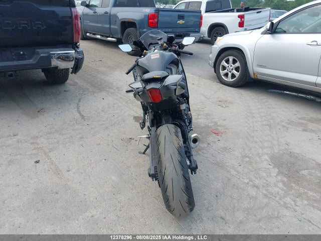 JYARM38N2SA001575 Yamaha Yzf-r7