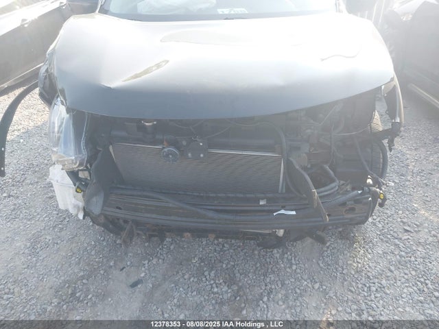 5N1AT2MV5GC792664 Nissan Rogue