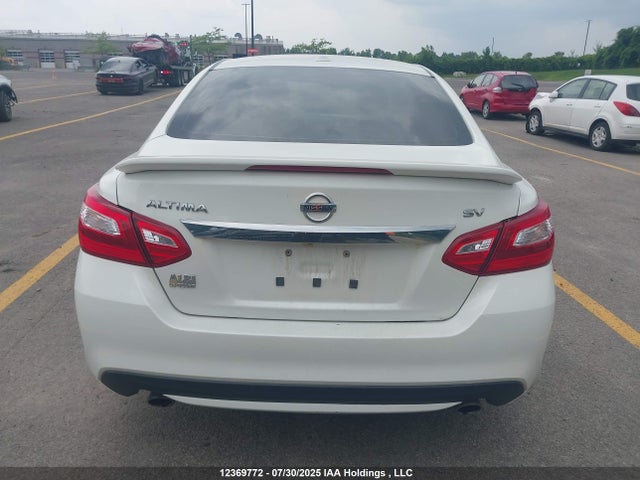 1N4AL3AP9HN312184 Nissan 2017