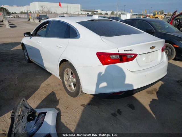 Chevrolet lfv 2023 1G1ZD5ST2PF160946 Image 3