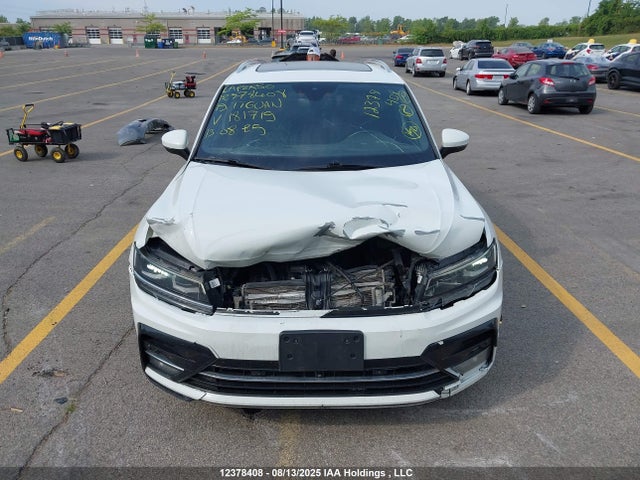 3VV4B7AX6KM181719 Volkswagen Tiguan