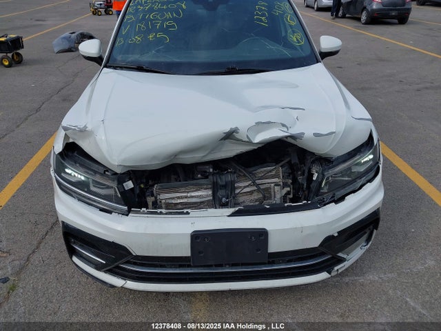 3VV4B7AX6KM181719 Volkswagen Tiguan