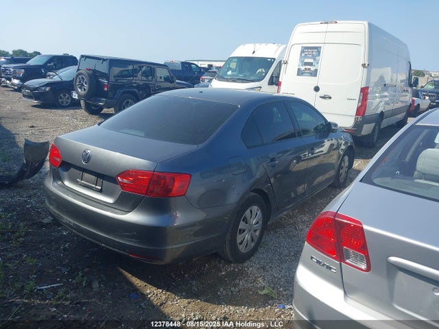 3VW2K7AJ2EM243412 Volkswagen Jetta