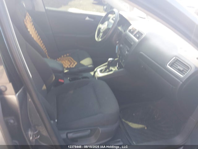 3VW2K7AJ2EM243412 Volkswagen Jetta