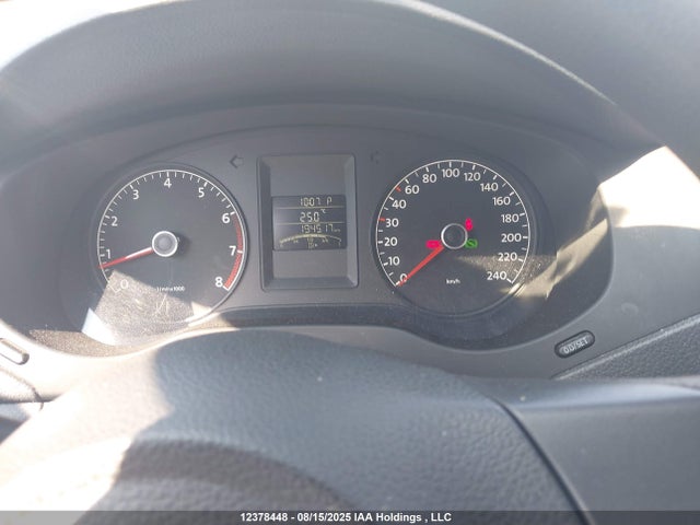 3VW2K7AJ2EM243412 Volkswagen Jetta