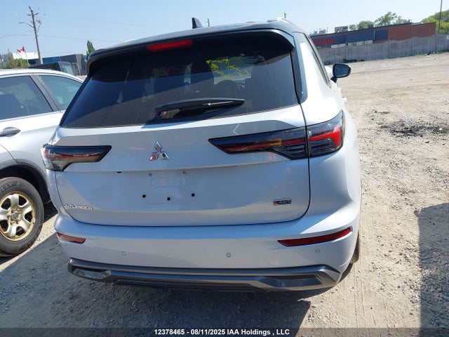 JA4J4WA81SZ612846 Mitsubishi Outlander