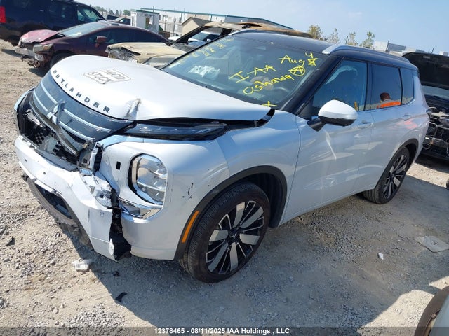 JA4J4WA81SZ612846 Mitsubishi Outlander