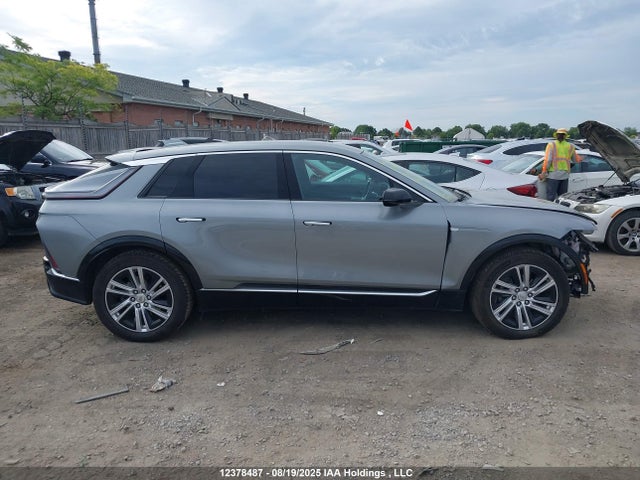 1GYKPMRK3RZ104209 Cadillac x0d + ec6