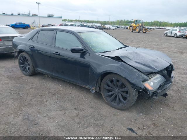 2014 Chrysler 300 S მანქანა იყიდება აუქციონზე, vin: 2C3CCABGXEH272440, აუქციონის ნომერი: 12321293