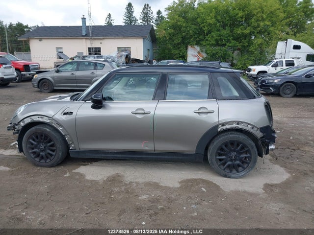 Mini 2019 2019 WMWXU1C54K2F82157 Image 15