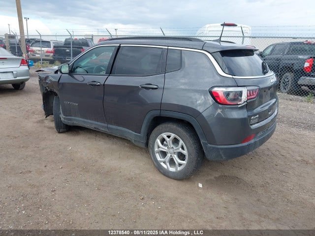 Jeep 2024 2024 3C4NJDBN7RT145345 Image 3