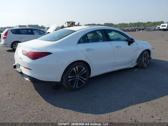 W1K5J4HB3SN535562 Mercedes-Benz m260
