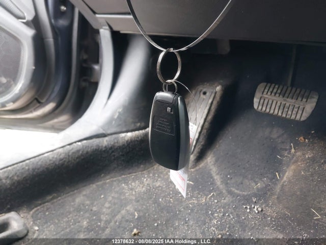 4S4BSFNC2H3288909 Subaru c0