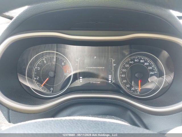 1C4PJLAB3GW128415 Jeep Cherokee