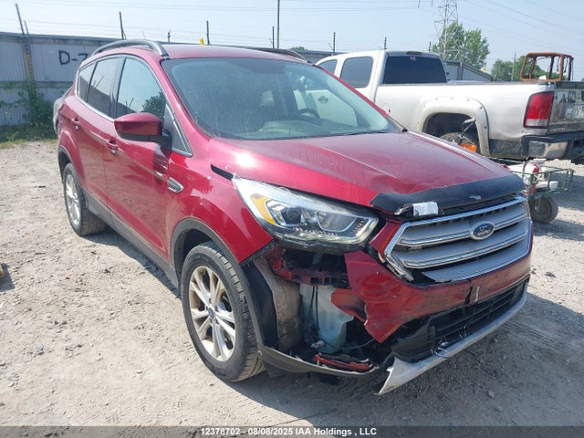 1FMCU9H9XJUD52372 Ford 2018