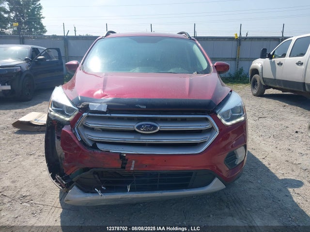 1FMCU9H9XJUD52372 Ford 2018