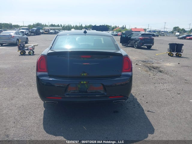 2C3CCAGG6NH256695 Chrysler 300