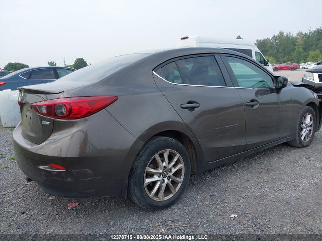 Mazda pe 2015 3MZBM1V74FM172849 Image 21