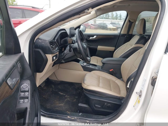 1FMCU9J92LUB27537 Ford gtdi, 240ps