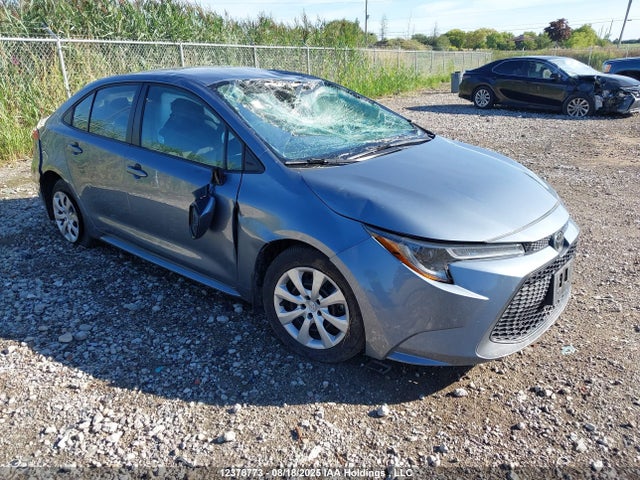 12378773 :رقم المزاد ، 5YFBPMBE4NP330922 vin ، 2022 Toyota Corolla Le مزاد بيع