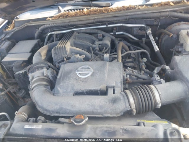 5N1AN0NW3FN668160 Nissan 2015