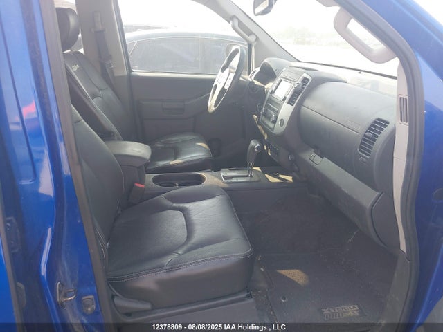 5N1AN0NW3FN668160 Nissan 2015