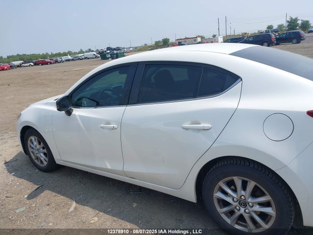 JM1BM1V73E1174672 Mazda pe
