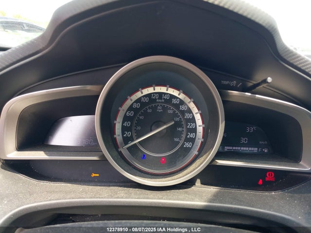 JM1BM1V73E1174672 Mazda pe