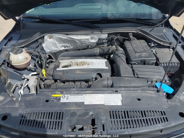 WVGJV7AX1FW503225 Volkswagen 2015