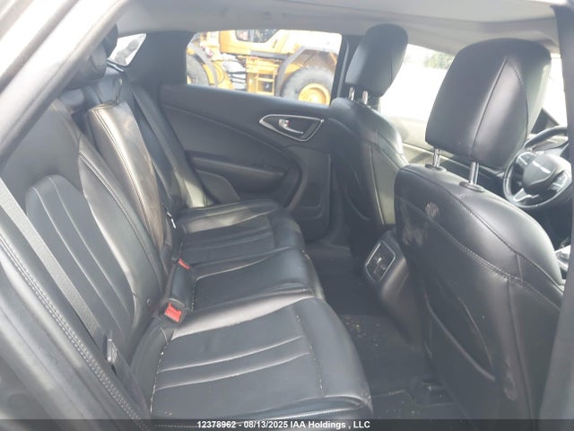 1C3CCCCG5GN186988 Chrysler 2016