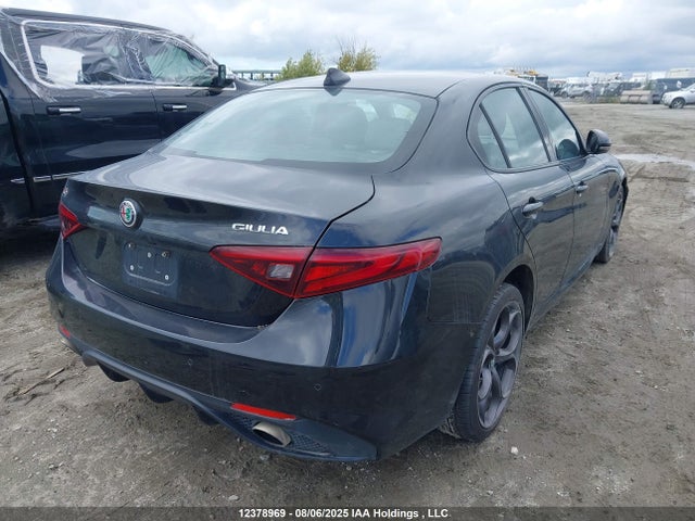 Alfa Romeo giulia (952) 2017 ZARFAEEN1H7550745 Image 4