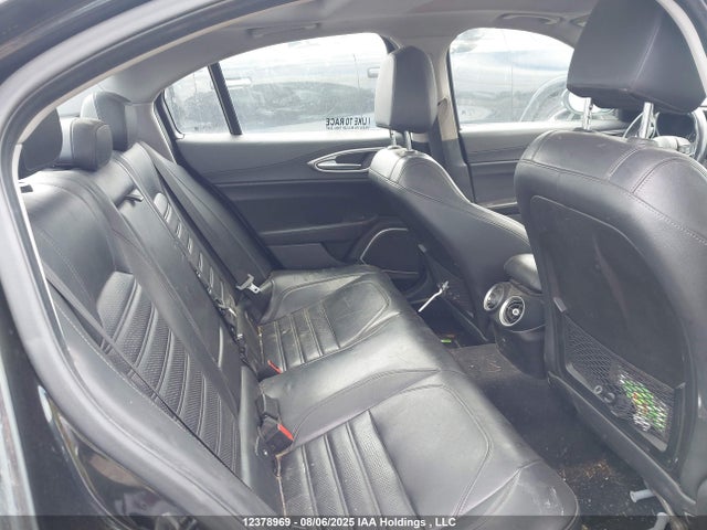 Alfa Romeo giulia (952) 2017 ZARFAEEN1H7550745 Image 8