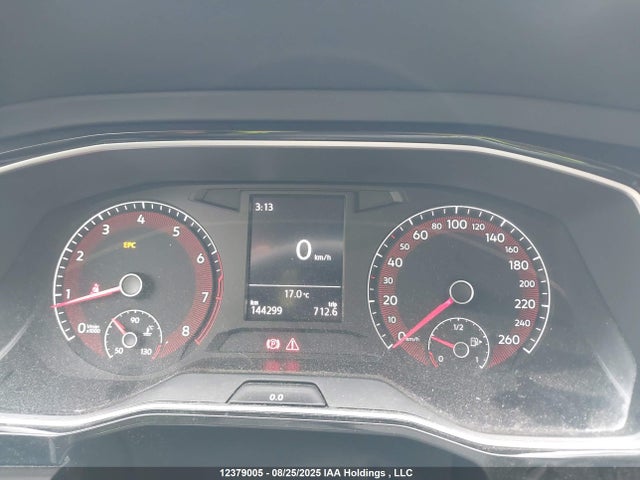 3VWN57BU6MM029857 Volkswagen tsi
