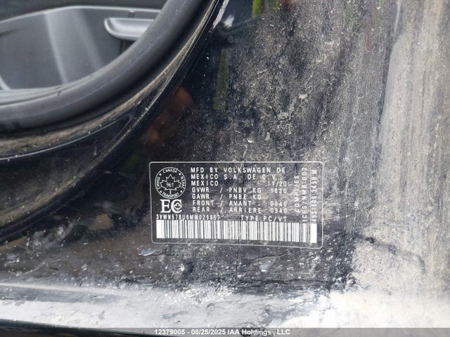 3VWN57BU6MM029857 Volkswagen tsi