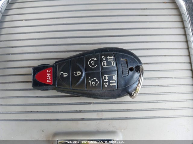 2C4RC1CG2GR206966 Chrysler Town and Country