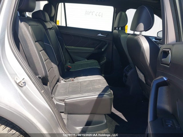 3VV4B7AX2NM063378 Volkswagen Tiguan