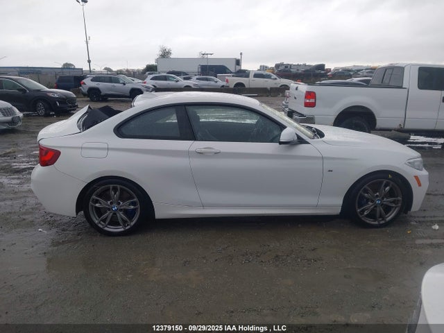 BMW 2017 2017 WBA2G1C5XHV638897 Image 14