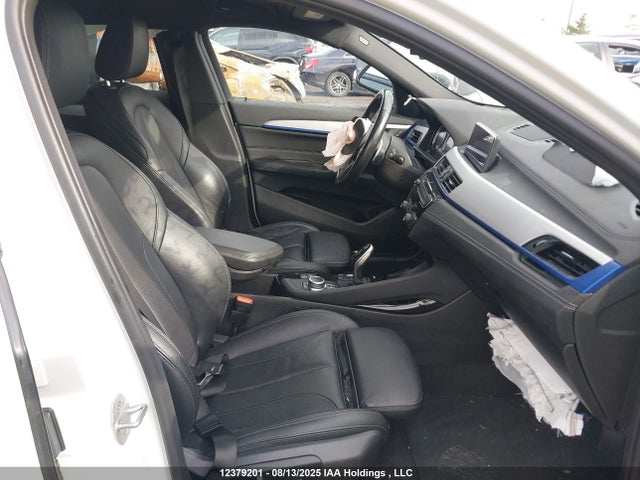 WBXYJ1C09N5T48636 BMW X2