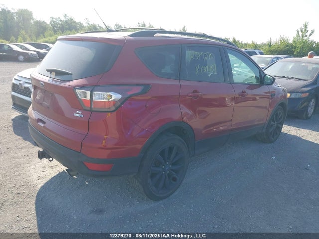 1FMCU9G9XHUC29151 Ford ESCAPE SE