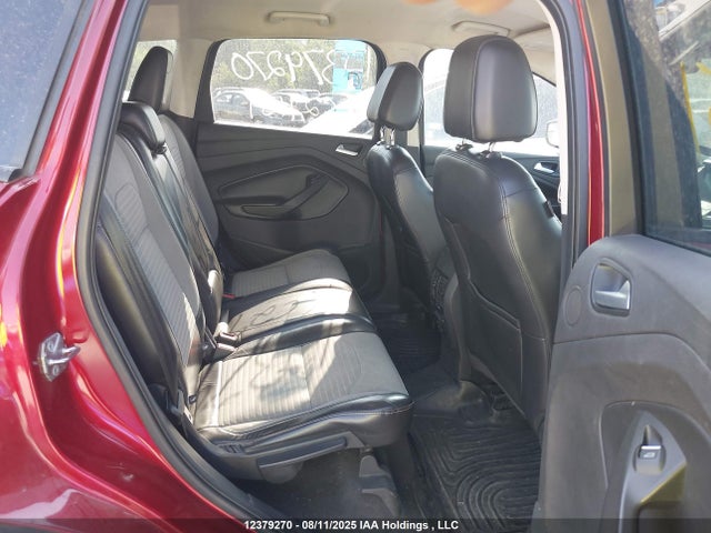 1FMCU9G9XHUC29151 Ford ESCAPE SE