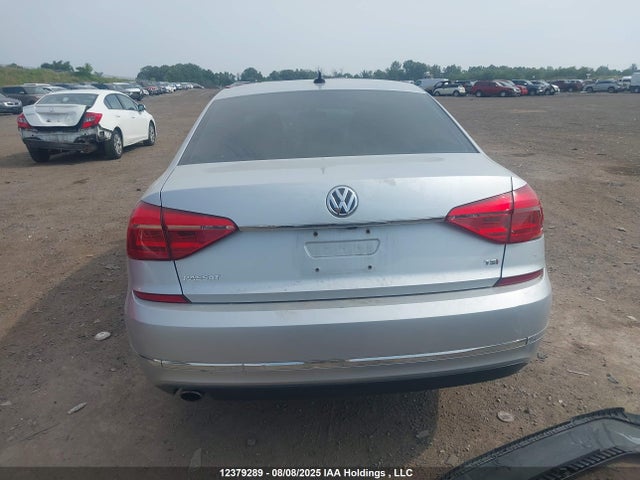 1VWBS7A38GC062580 Volkswagen Passat