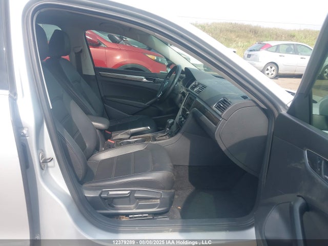 1VWBS7A38GC062580 Volkswagen Passat