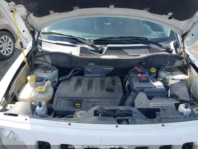 Jeep 2015 2015 1C4NJRAB4FD257509 Image 10